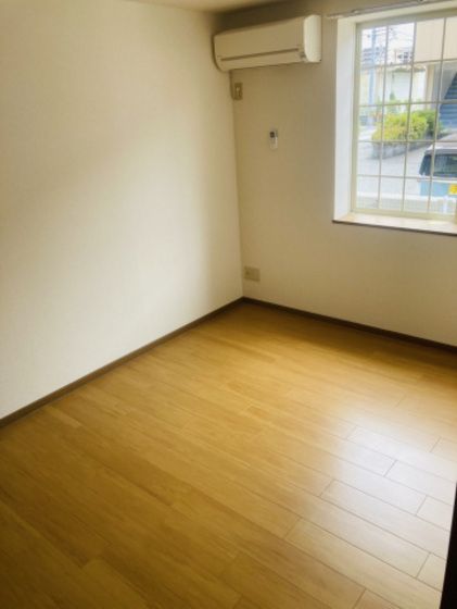 ベッドルーム