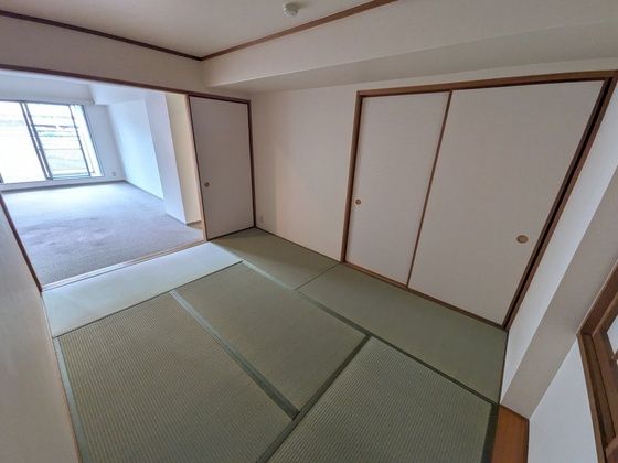 ベッドルーム