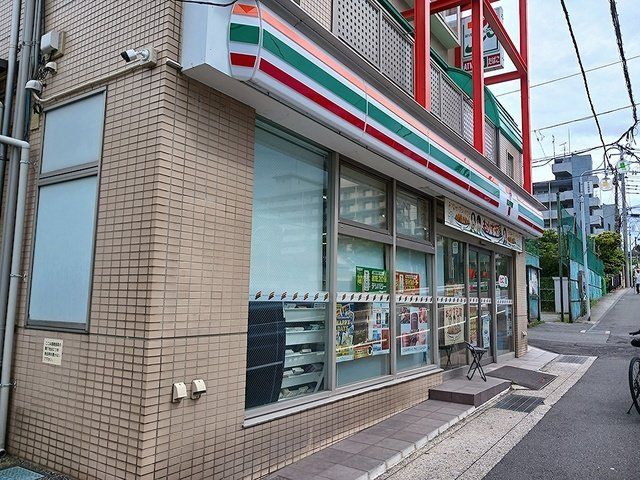 セブンイレブン平作店まで134m