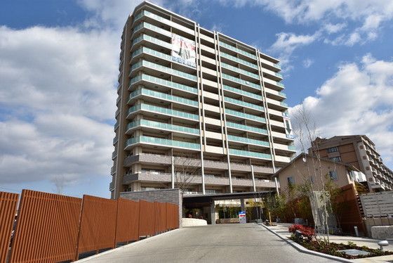 アルビオガーデンさい八景の外観画像