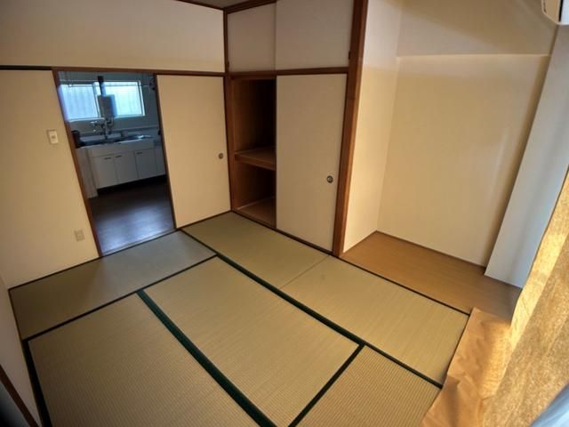 ベッドルーム
