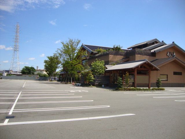 近くに施設あり