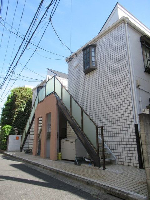 プラザドゥウィルシャーA棟の外観画像