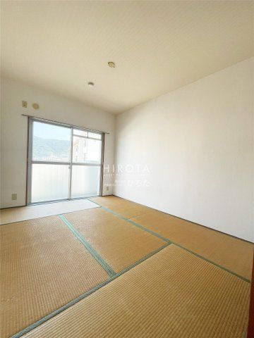 セブン‐イレブン/八幡小鷺田店(413m)