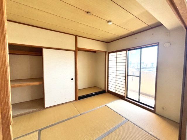 ベッドルーム