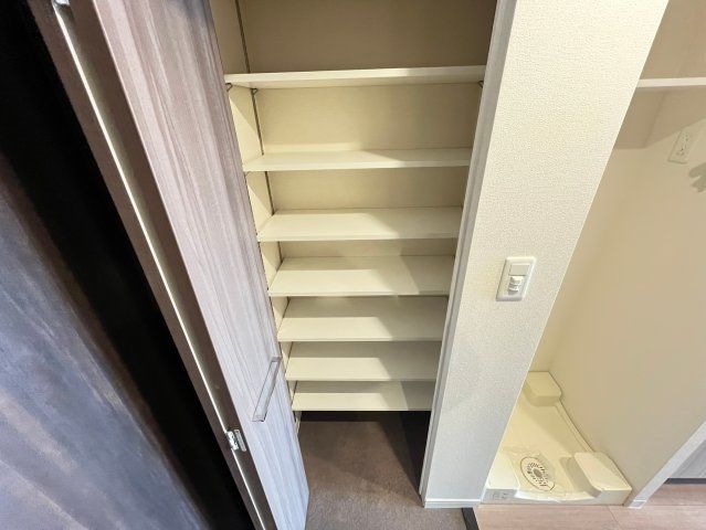 収納