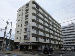 松山西ハイツの外観画像