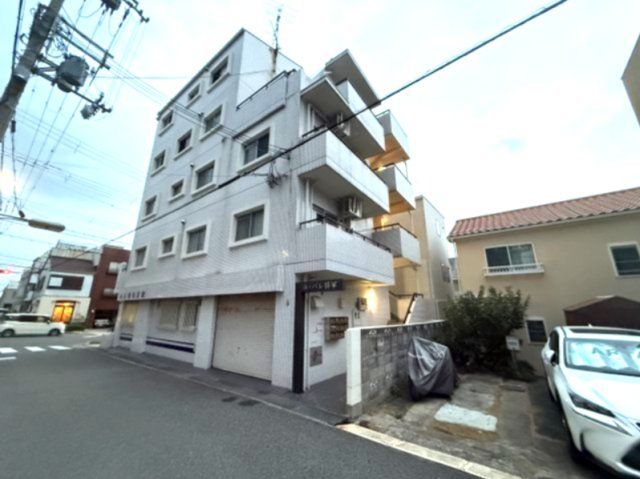 ル・パレ将軍の外観画像