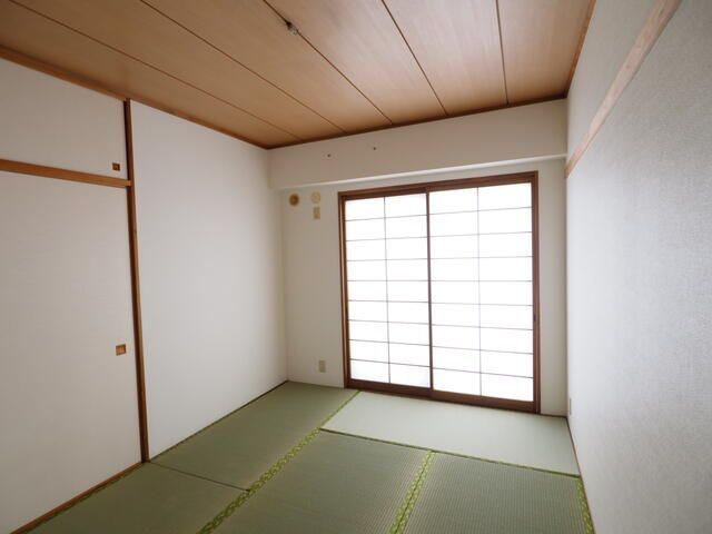 ベッドルーム