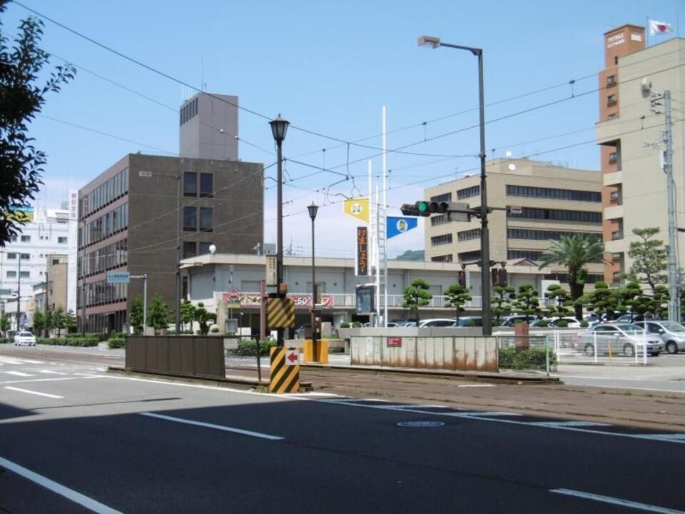 近くに施設あり