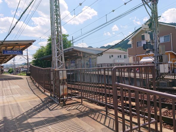 近くに施設あり