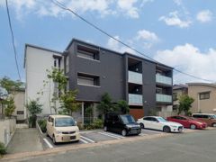 シャーメゾンローツェ国府の外観画像