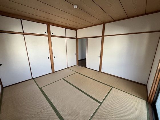 ベッドルーム