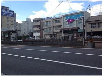 近くに施設あり