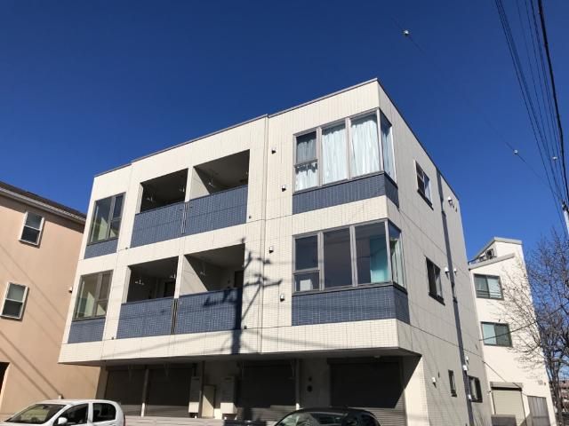 プラムの外観画像
