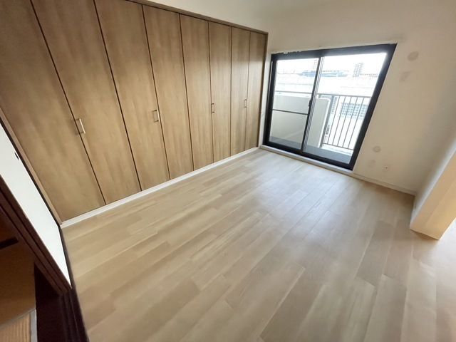 ベッドルーム