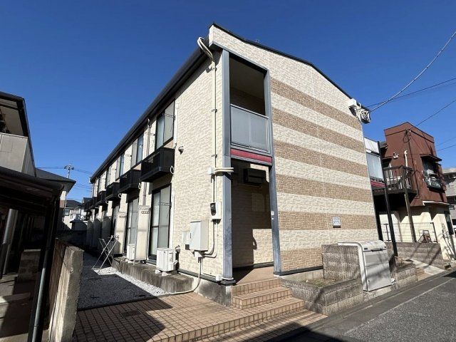 レオパレスコンフォート関町の外観画像