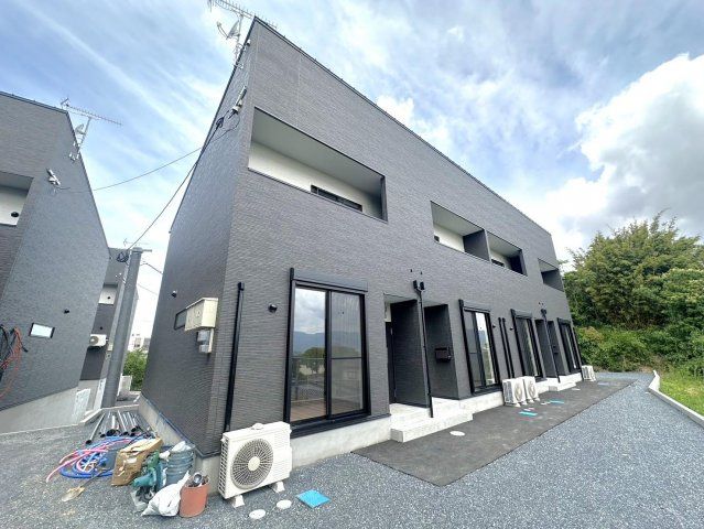レイクサイド植木 C棟の外観画像