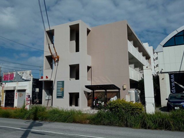 レオパレスアラハビーチの外観画像