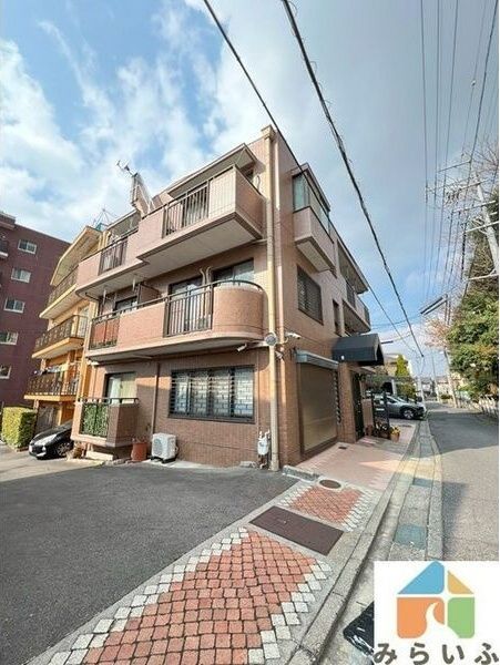 グランプラス覚王山の外観画像