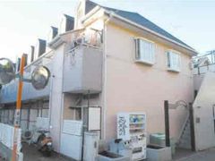 レオパレス21三ツ沢上町第2の外観画像