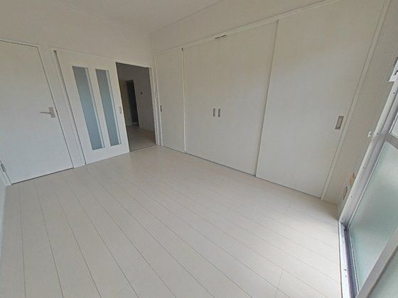 ベッドルーム