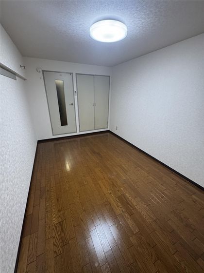 ベッドルーム