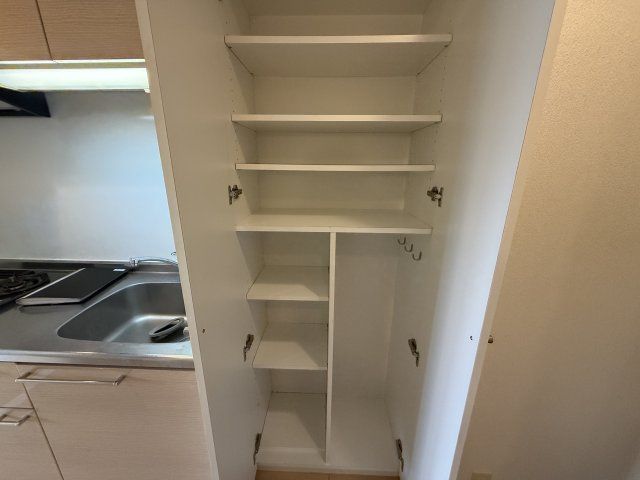収納