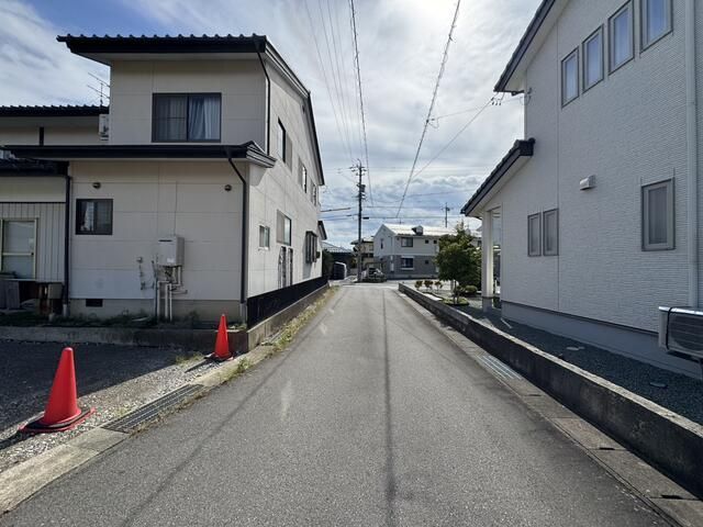 近くに施設あり