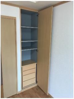 収納