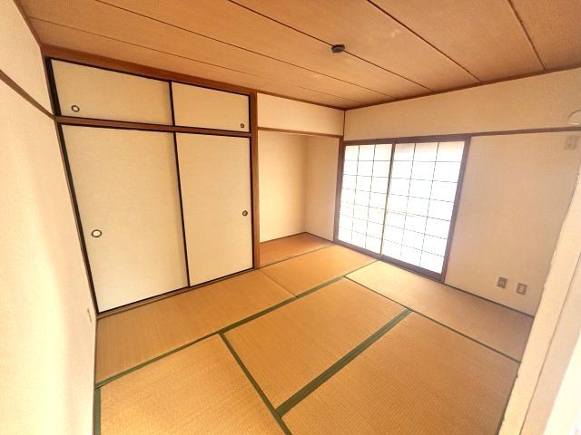 ベッドルーム