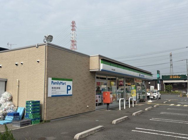 近くに施設あり