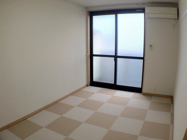 ベッドルーム