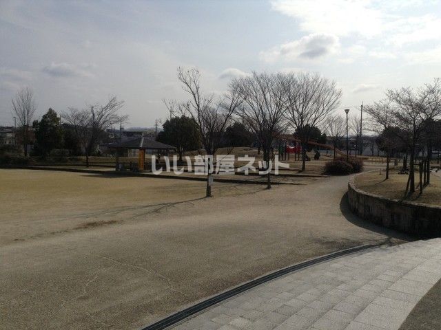 一里山公園(公園)まで1143m