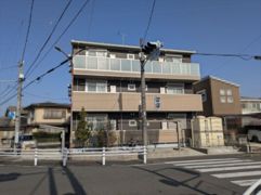 N Field(エヌ フィールド)の外観画像