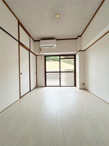 ファミリーマート八幡産医大通り店(180m)