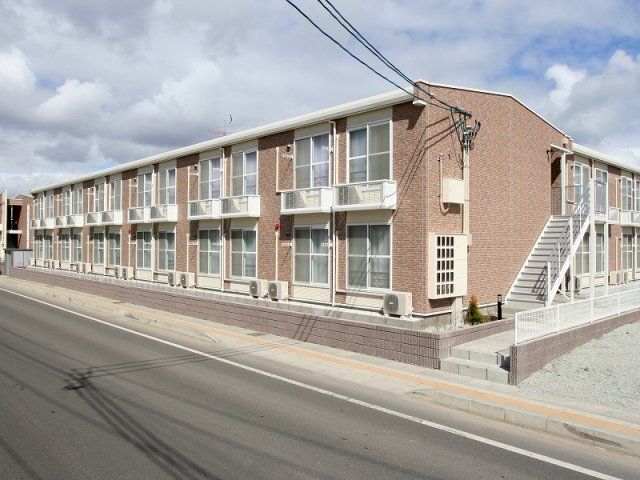 レオパレスシオン Bの外観画像