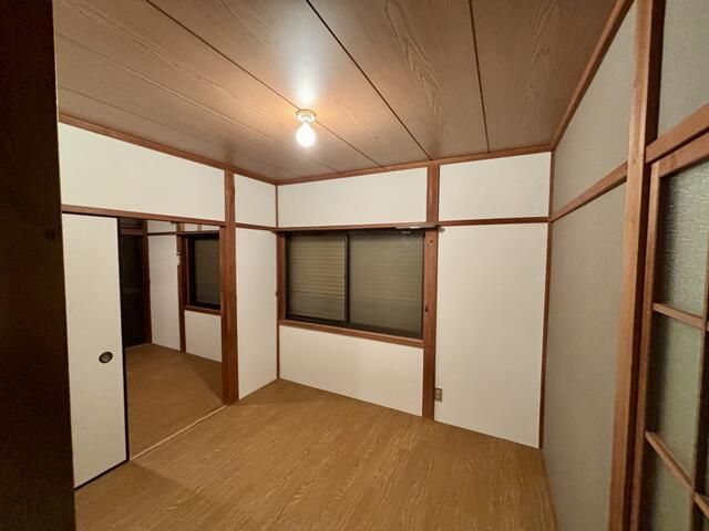 ベッドルーム