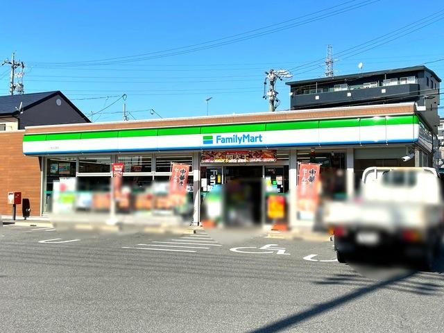 近くに施設あり