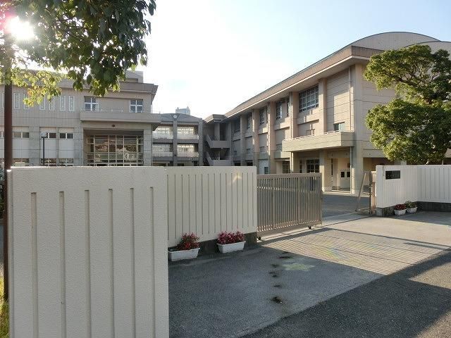 黒崎中学校(1600m)