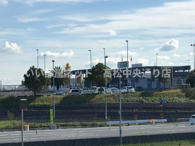 近くに施設あり