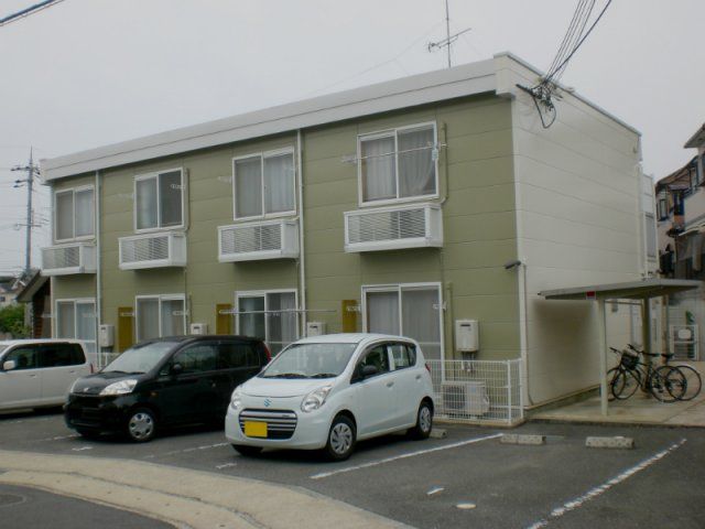 レオパレスコスミックの外観画像