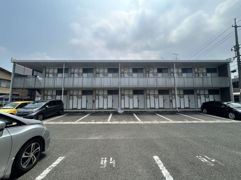 レオパレスグランドゥールⅢの外観画像
