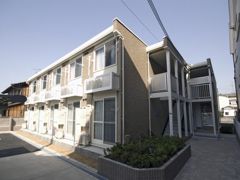 レオパレスプロヴァンスの外観画像