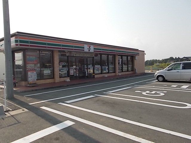 セブンイレブン　寺田店まで600m