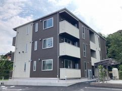 カスタリアの外観画像