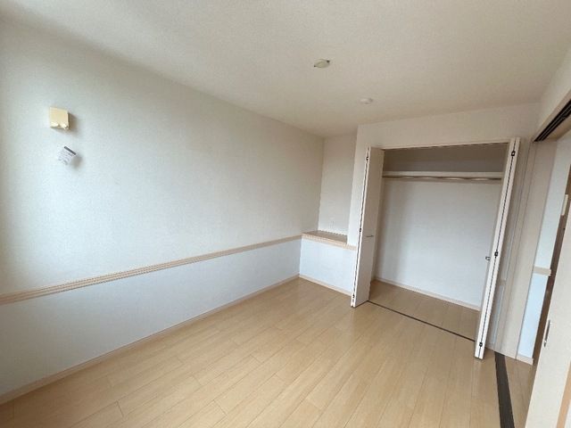 ベッドルーム