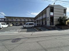 レオパレスSHIBASAKIの外観画像