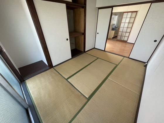 ベッドルーム