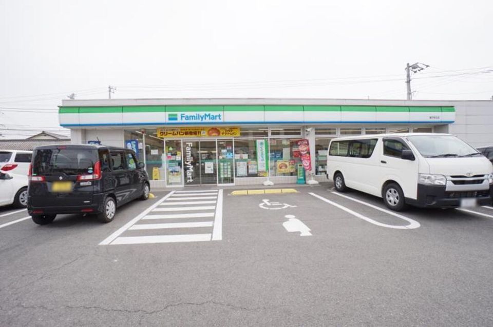 近くに施設あり